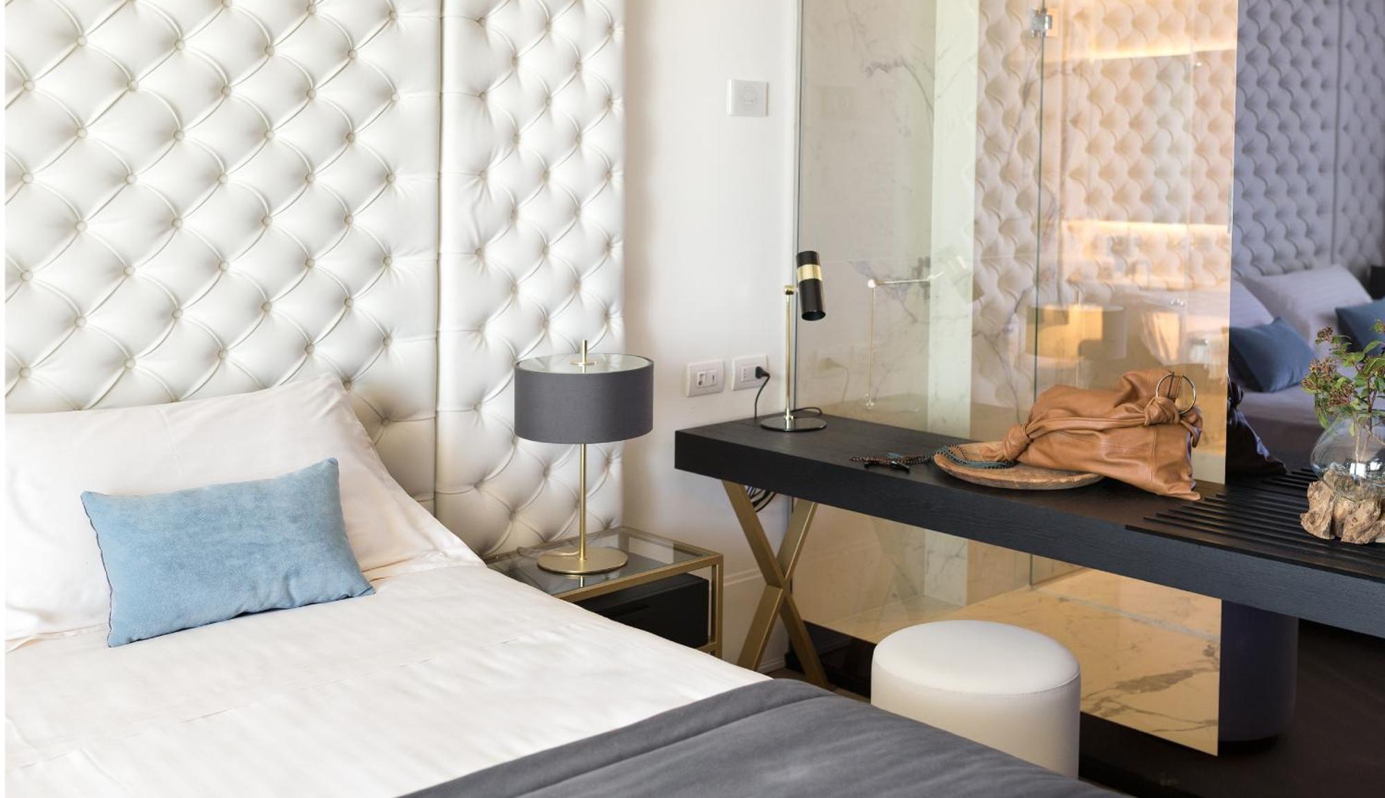 Luxury Triple Room,1373574806:JPEG